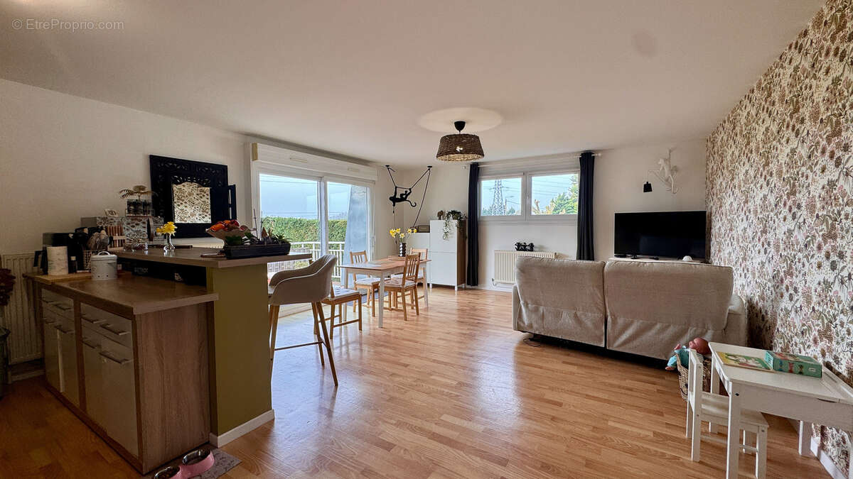 Appartement à DOURGES