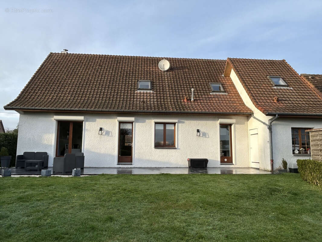 Maison à SIMENCOURT