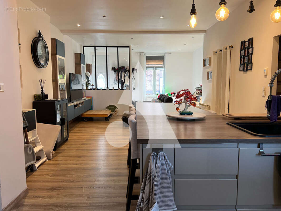 Maison à SAINT-AMAND-LES-EAUX