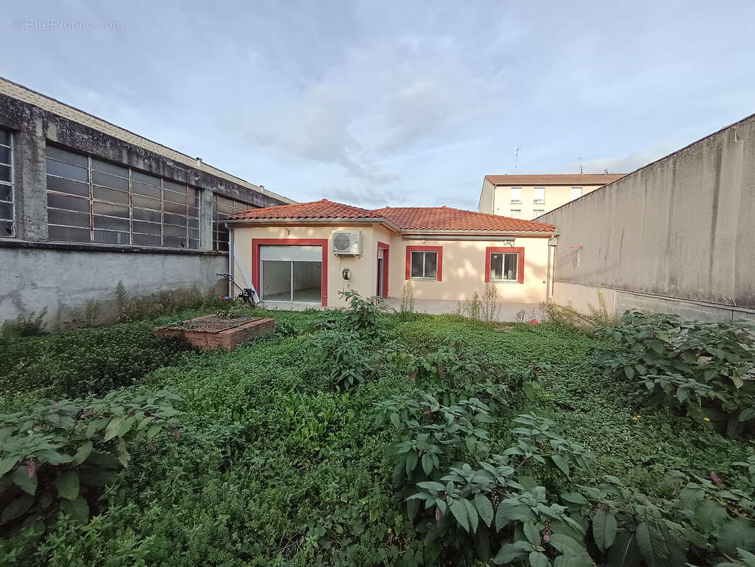 Maison à CASTELSARRASIN