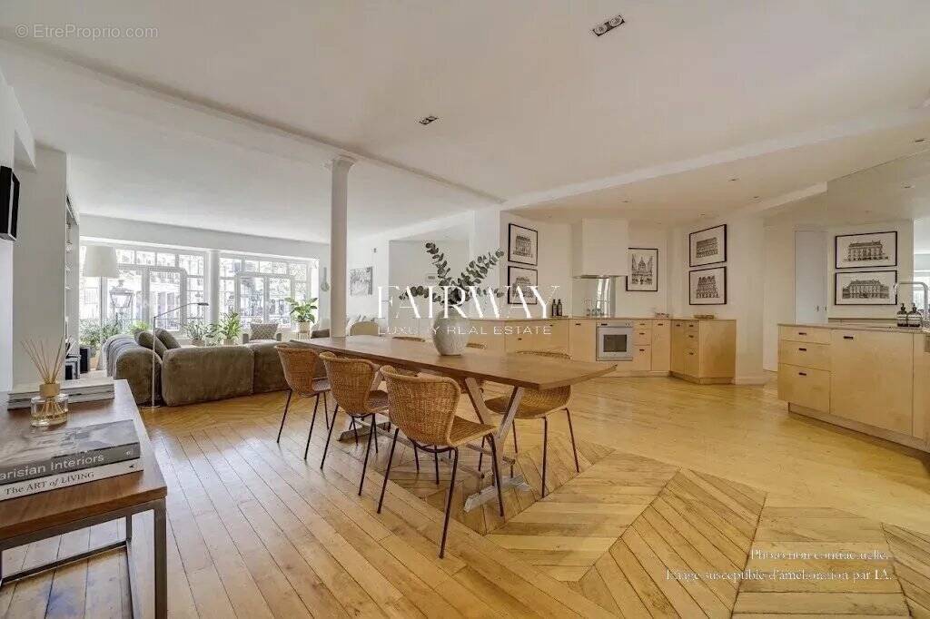 Appartement à PARIS-9E