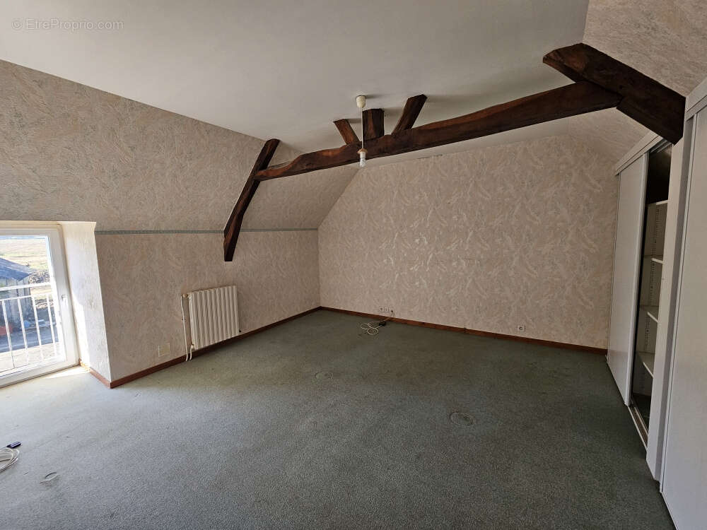 Maison à VERN-SUR-SEICHE