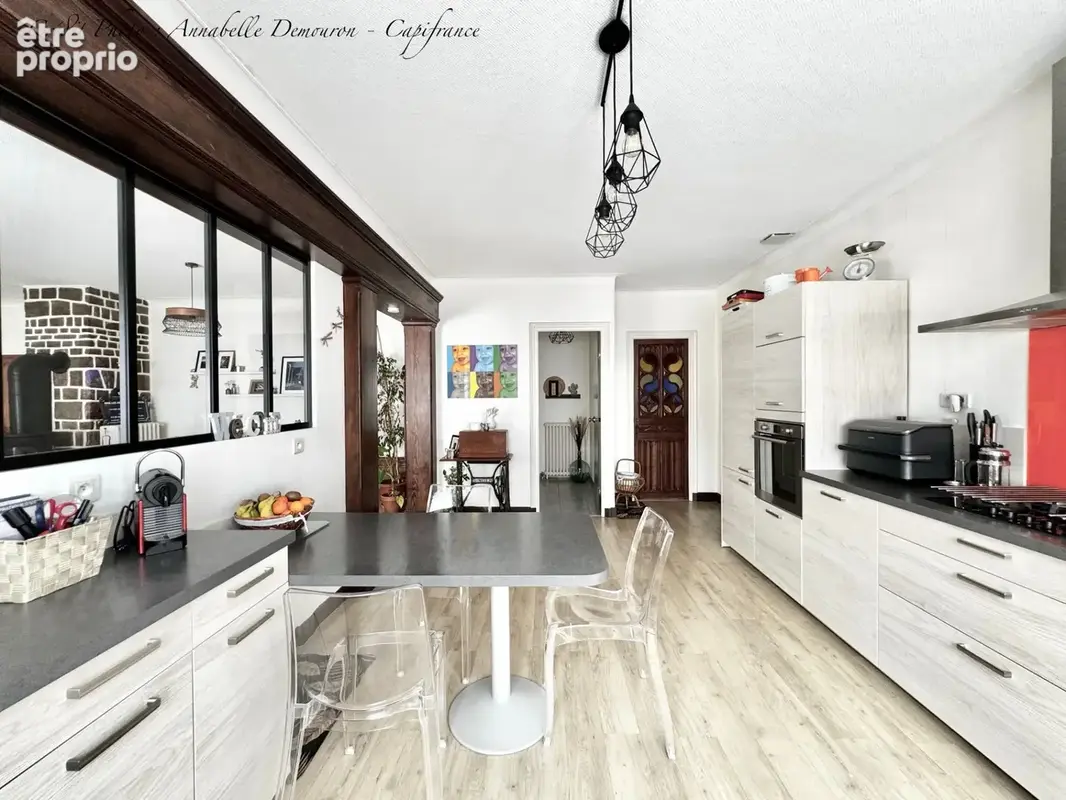 Cébazat hypercentre – maison de caractère + t2 indépendant – 183 m² habitables env. – dépendances – extérieurs - photo 6