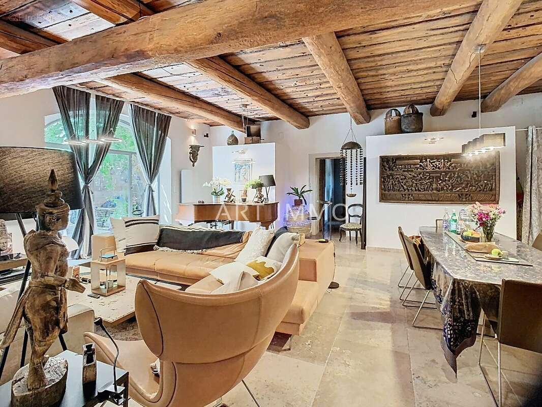 Maison à CAUMONT-SUR-DURANCE