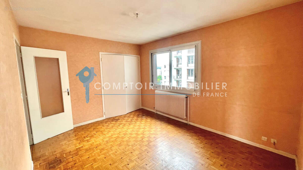 DPT (38)   À VENDRE   Appartement 2P+C   GRENOBLE / Secteur Grands Boulevards- Clinique Mutualiste - photo 4