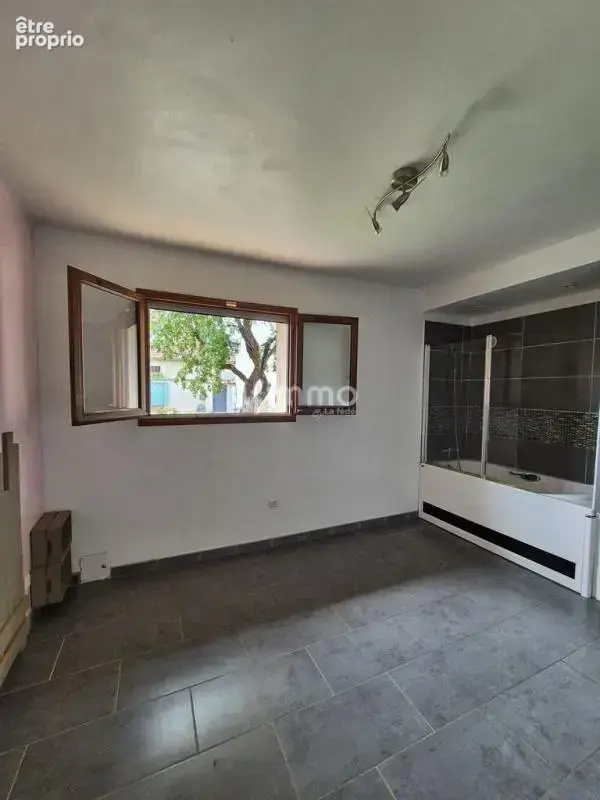 Maison 6P 121M2 Terrain 340M2 13009 - photo 18
