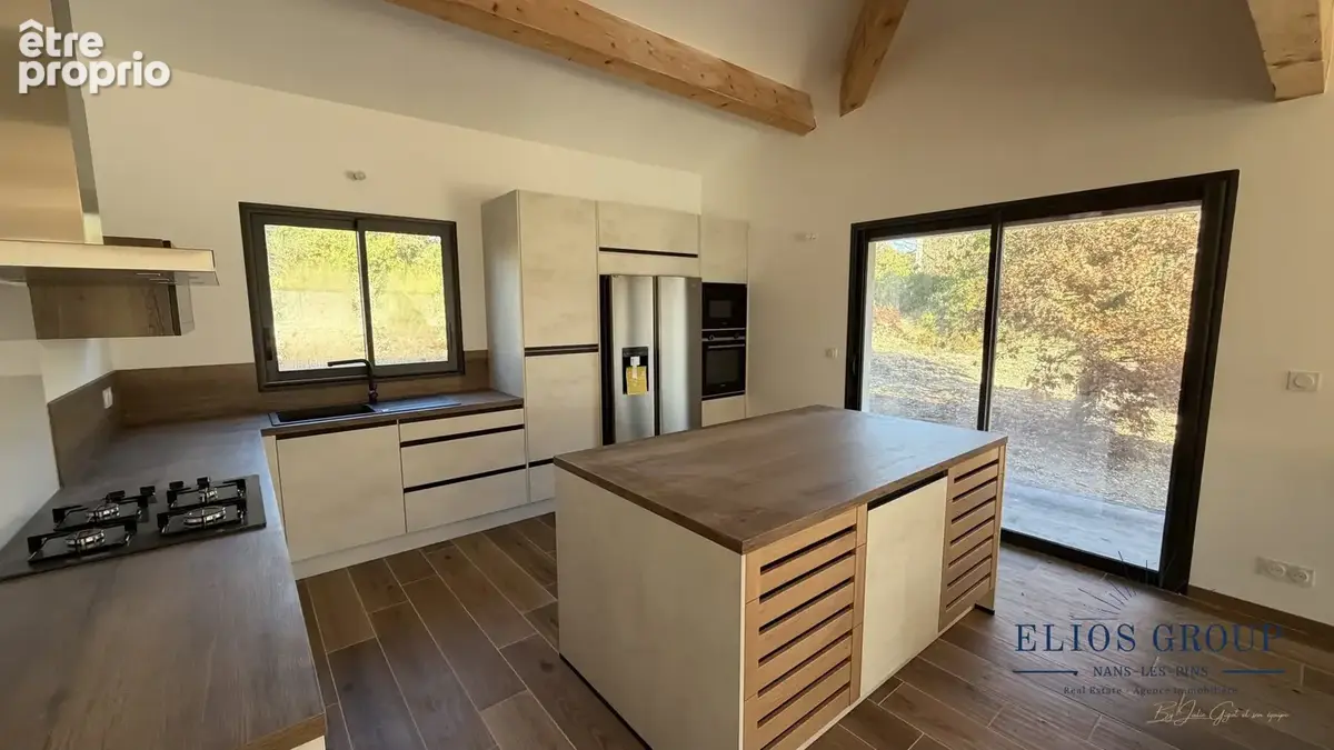 Maison 8 pièces 269 m² à vendre à Nans-Les-Pins (83860) - photo 6