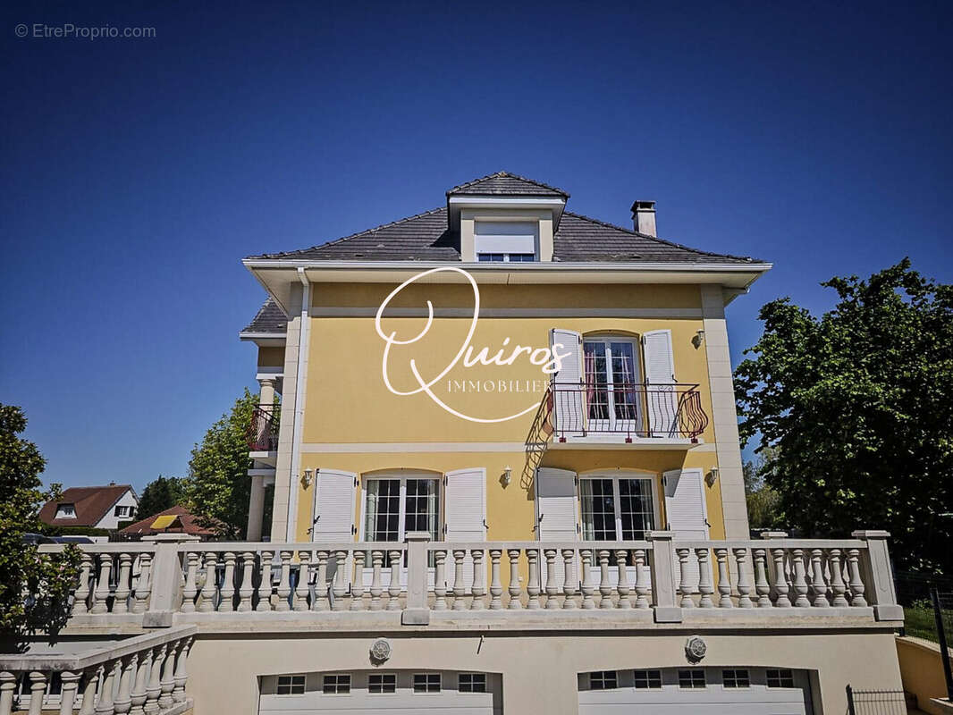 Maison à LA TRINITE-DE-THOUBERVILLE