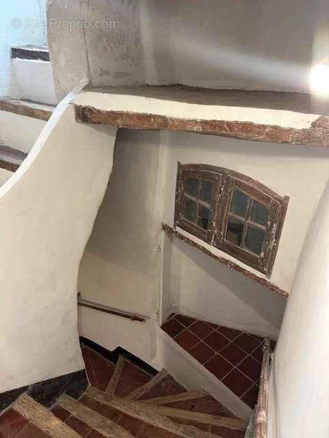 Appartement à COTIGNAC