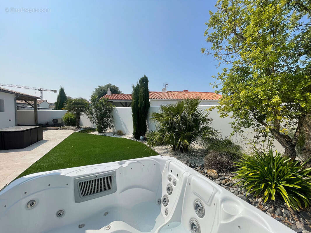 Maison à SAINT-MARTIN-DE-RE