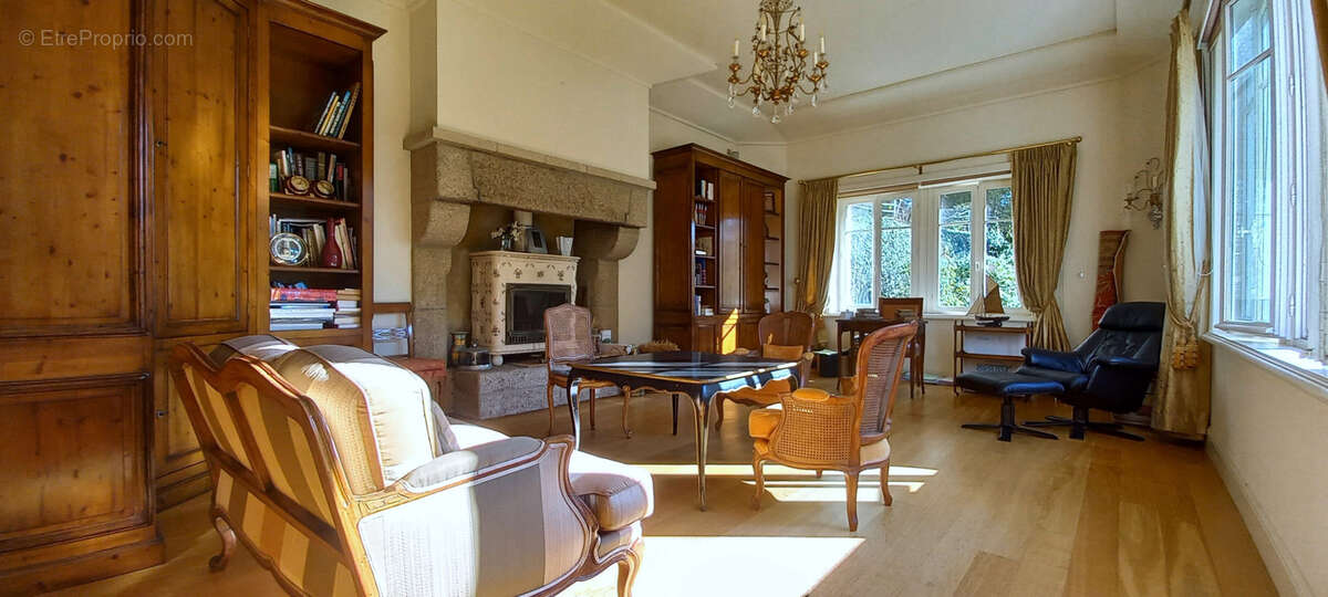 Maison à RIEC-SUR-BELON