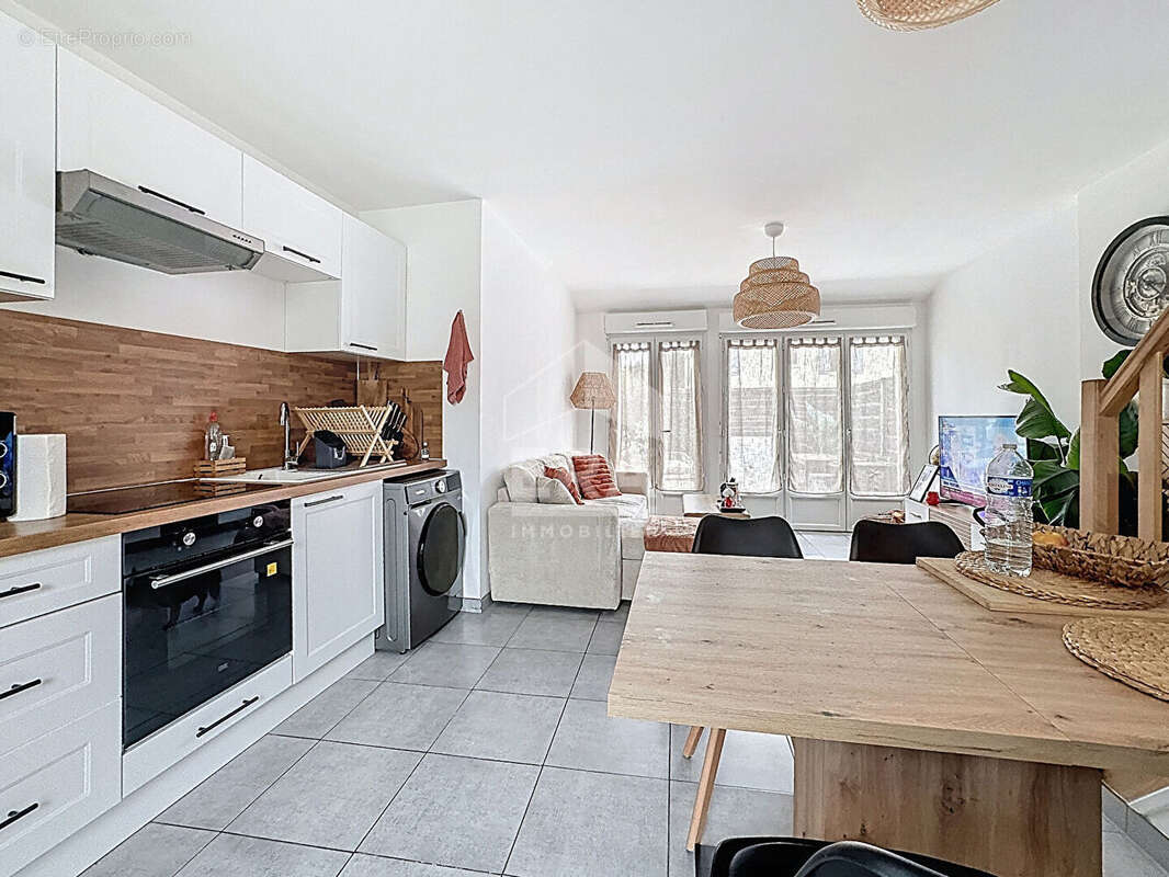 Appartement à VIARMES