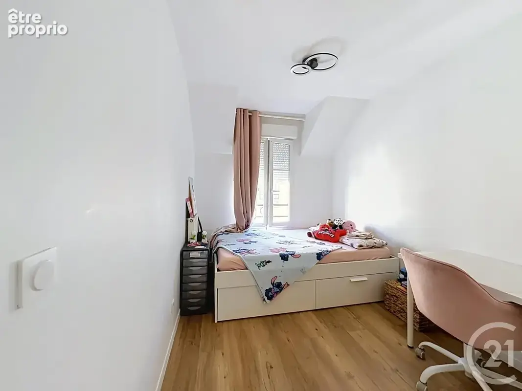 Maison 5 pièces 87 m² à vendre à Combs-La-Ville (77380) - photo 7
