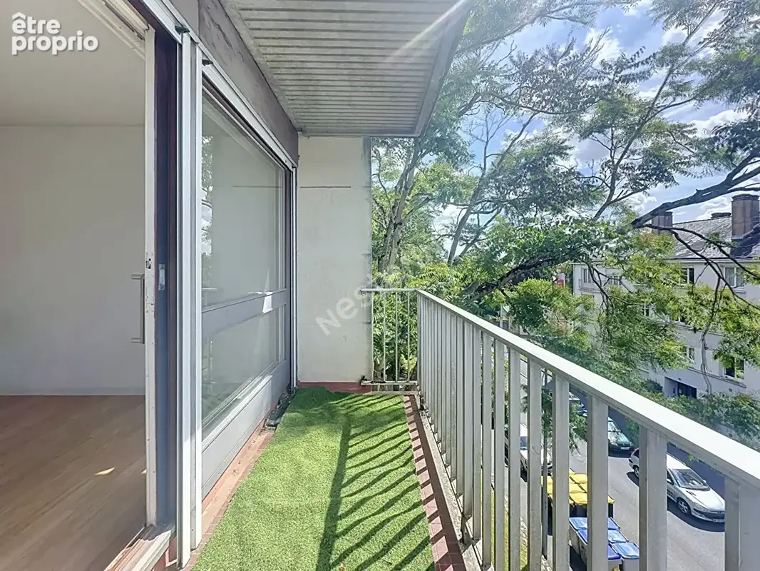 Nantes Tortière - Bords de l'Erdre studio de 29m2 avec  balcon, stationnement, cave - photo 4