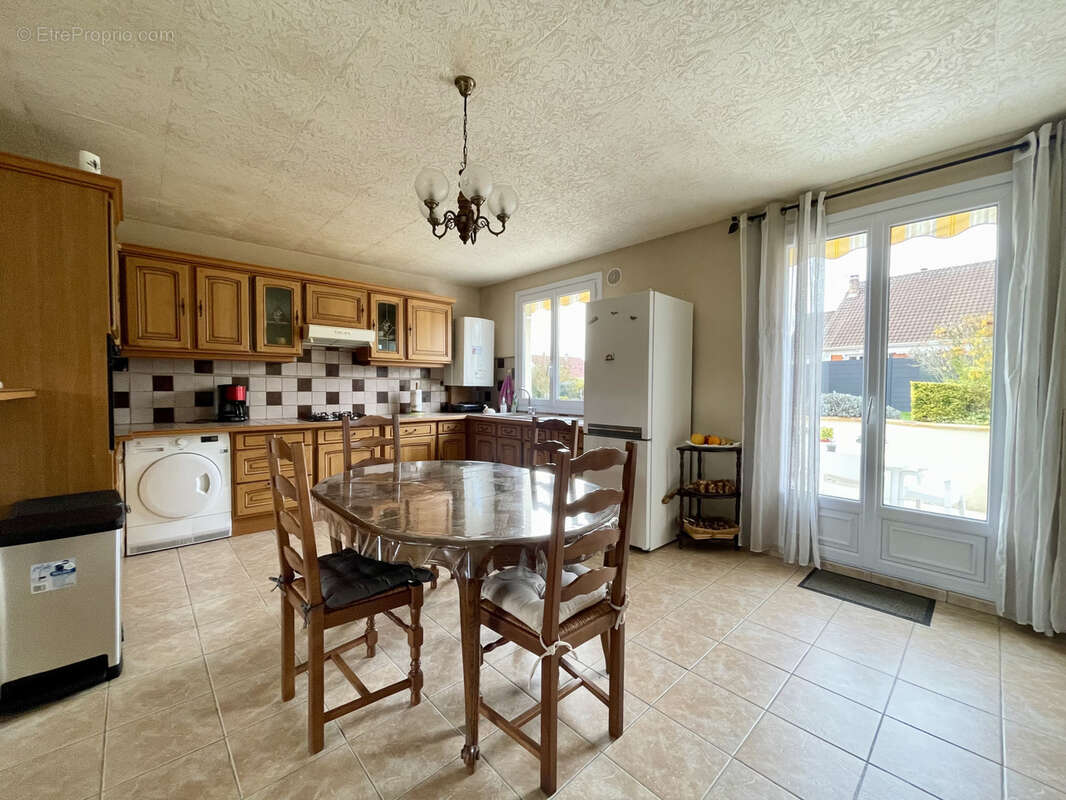 Maison à NEUILLY-EN-THELLE