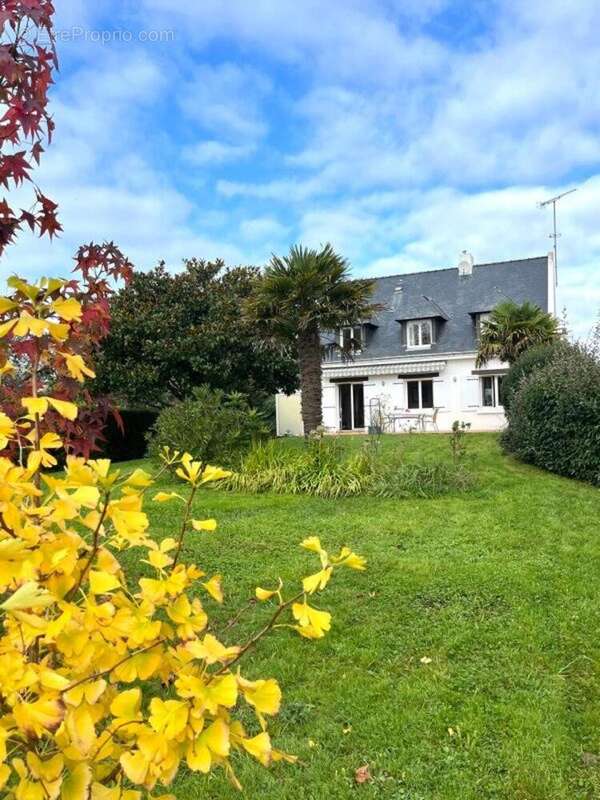Maison 136 m² à Saint-Lyphard  - photo 2