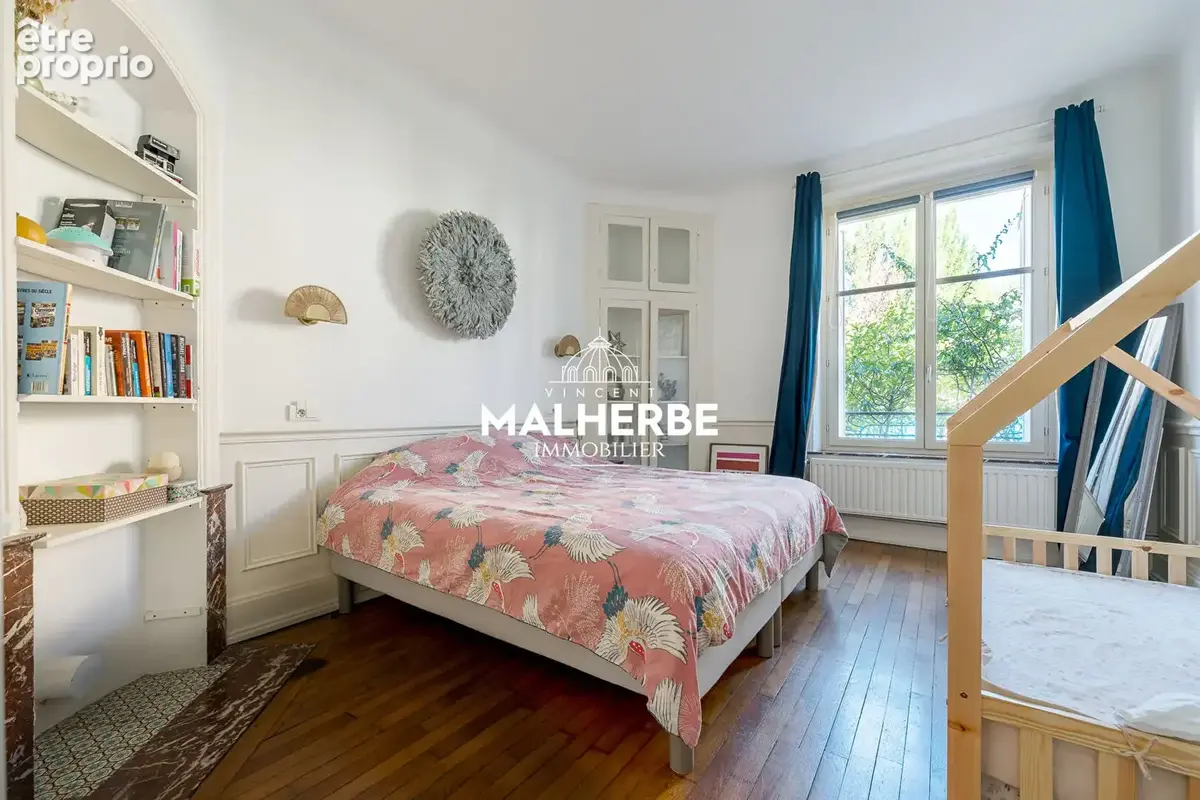 Appartement de caractere avec accès direct au  jardin - photo 5