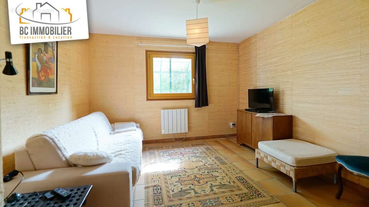 Maison 183 m² à Sauverny  - photo 9