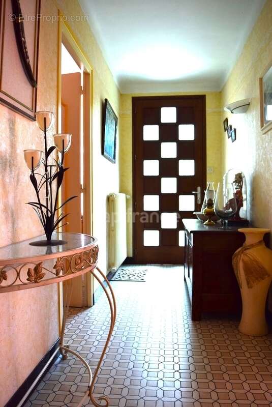 Maison à SAINT-URBAIN