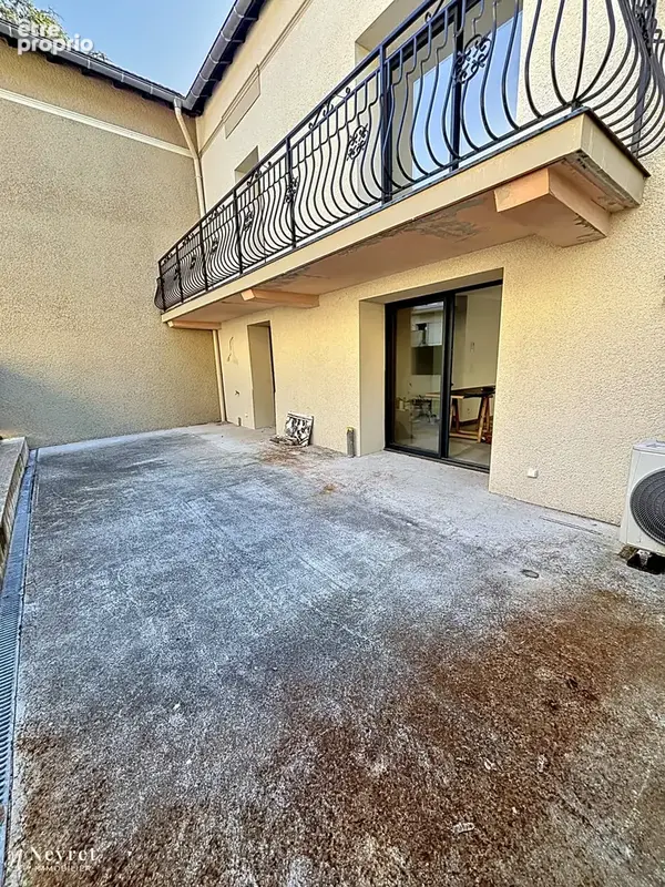 FRANCHEVILLE LE HAUT - Duplex de 74M2 avec 2 terrasses - 2 chambres - photo 13