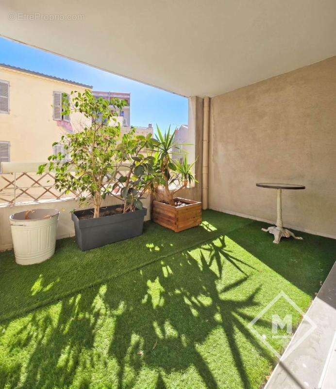 Appartement à MARSEILLE-8E