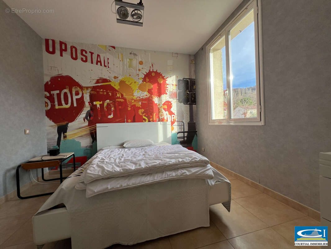 Maison à TOURNON-SUR-RHONE