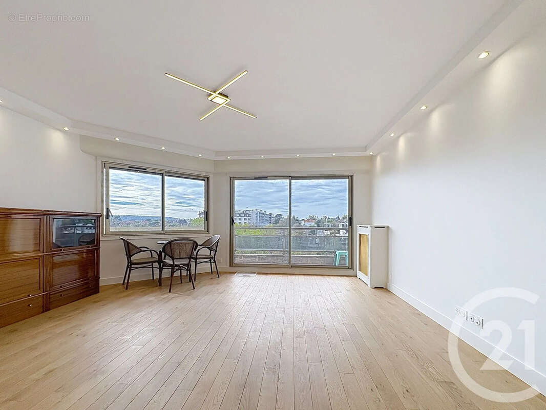 Appartement à CHAMPIGNY-SUR-MARNE