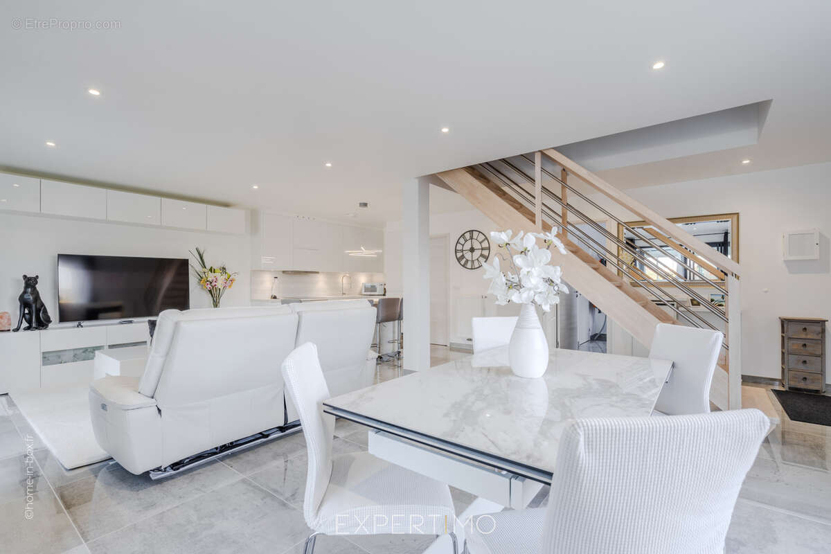 Maison à LA HOUSSAYE-EN-BRIE
