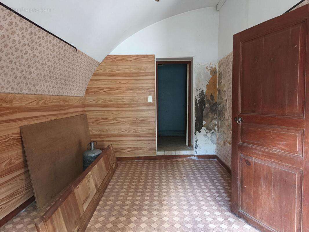 Maison à AYDAT