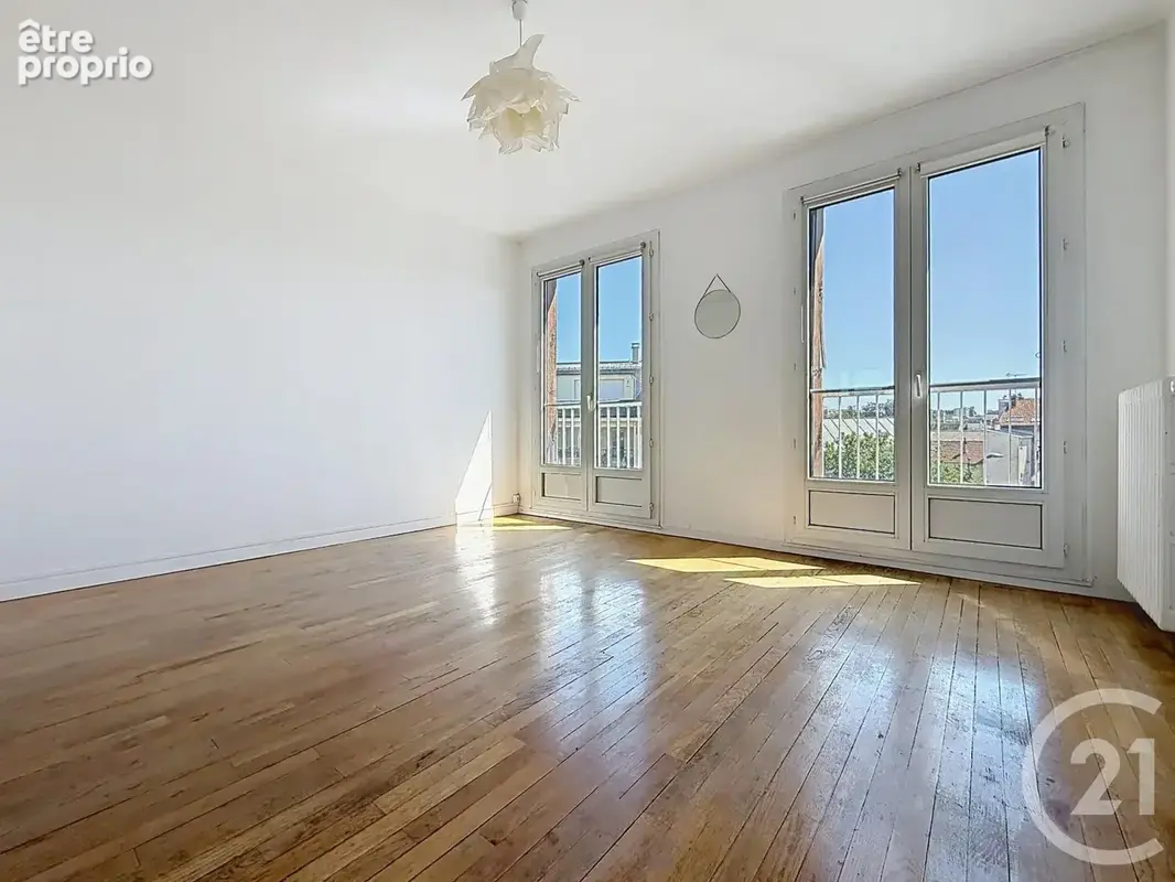 Appartement 3 pièces 68 m² à vendre à Reims (51100) - photo 2