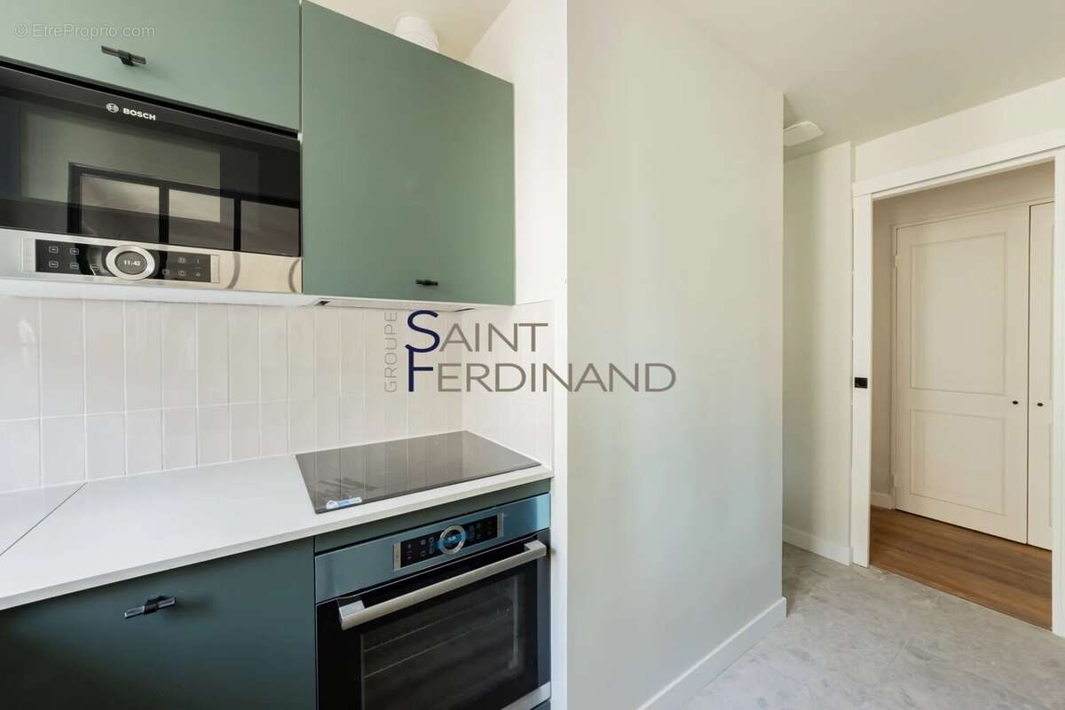 Appartement à PARIS-7E