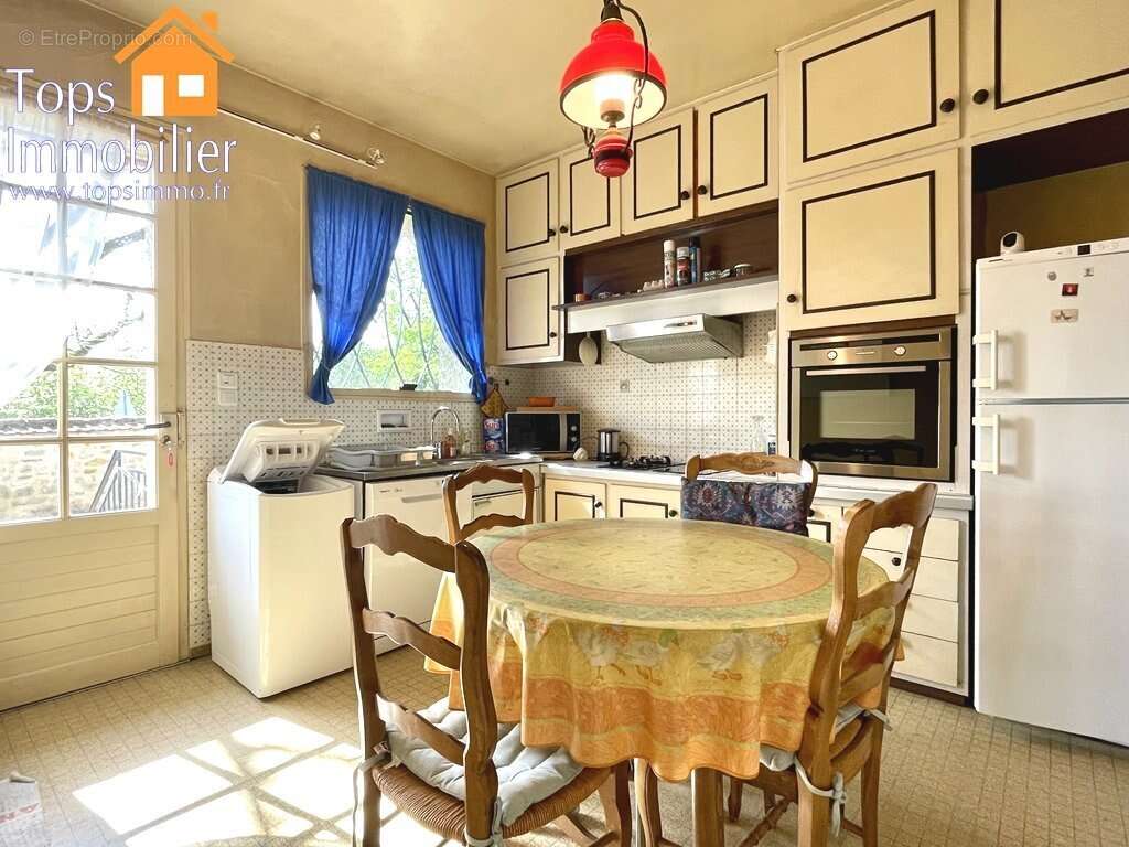 Maison à VILLEFRANCHE-DE-ROUERGUE