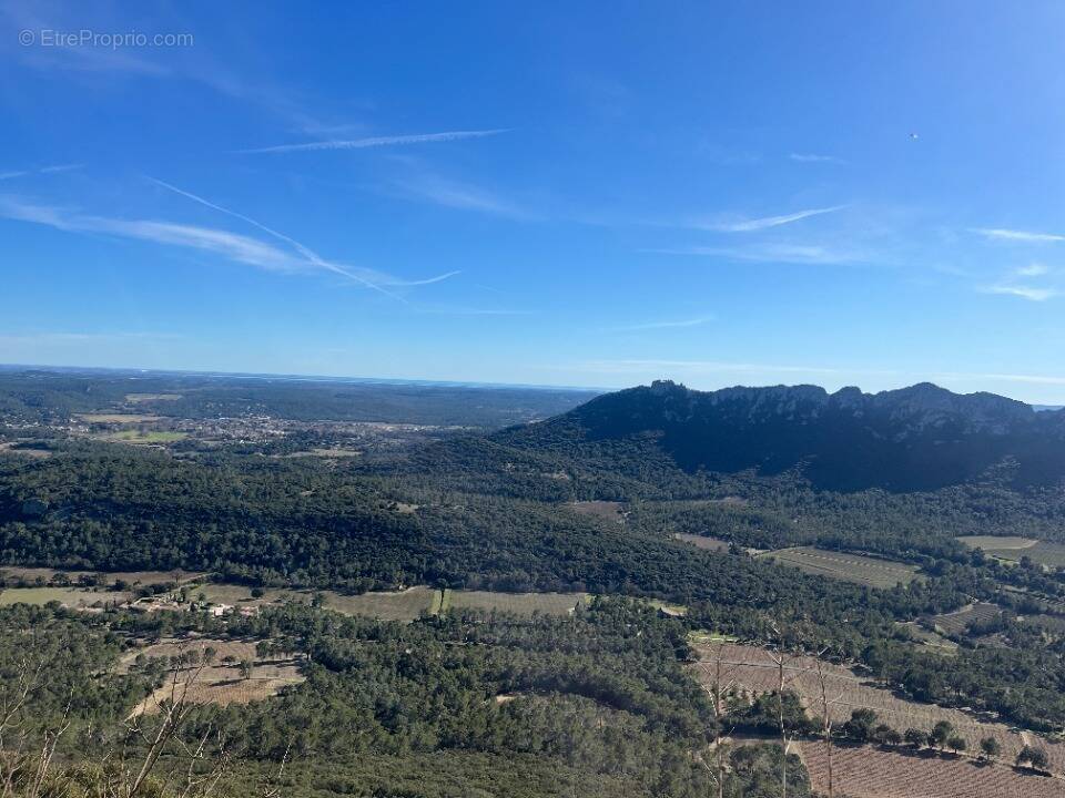 Terrain à JACOU