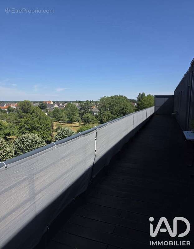 Photo 6 - Appartement à FLEURY-LES-AUBRAIS