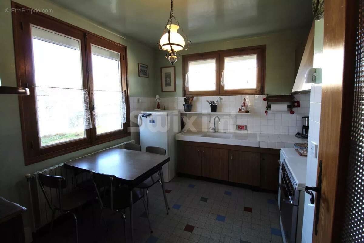 Maison à LONS-LE-SAUNIER