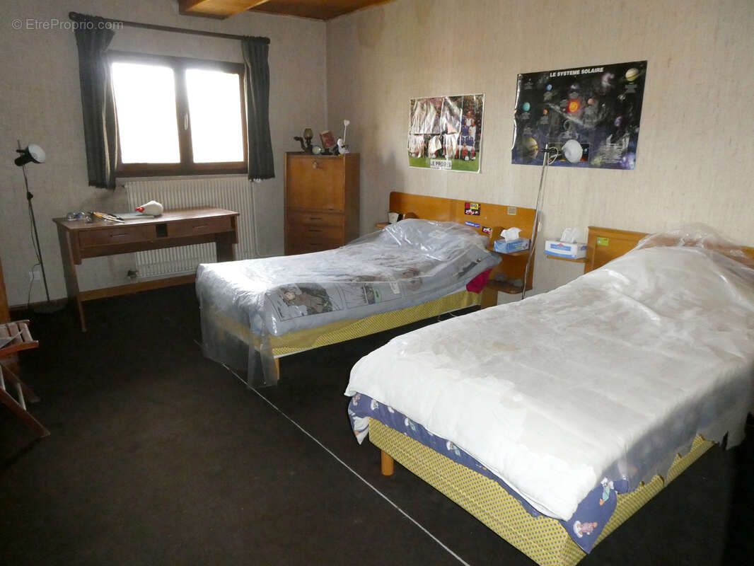 Maison à SAINT-LAURENT-DE-CHAMOUSSET