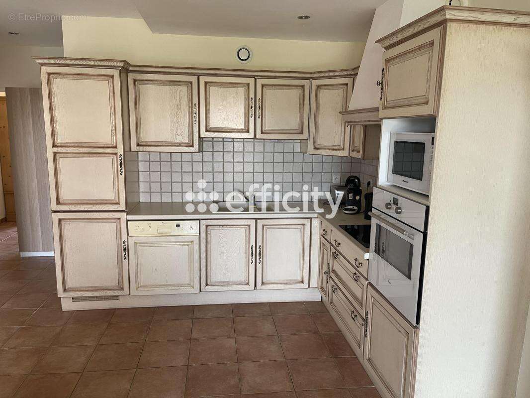 Appartement à SAINT-TRINIT