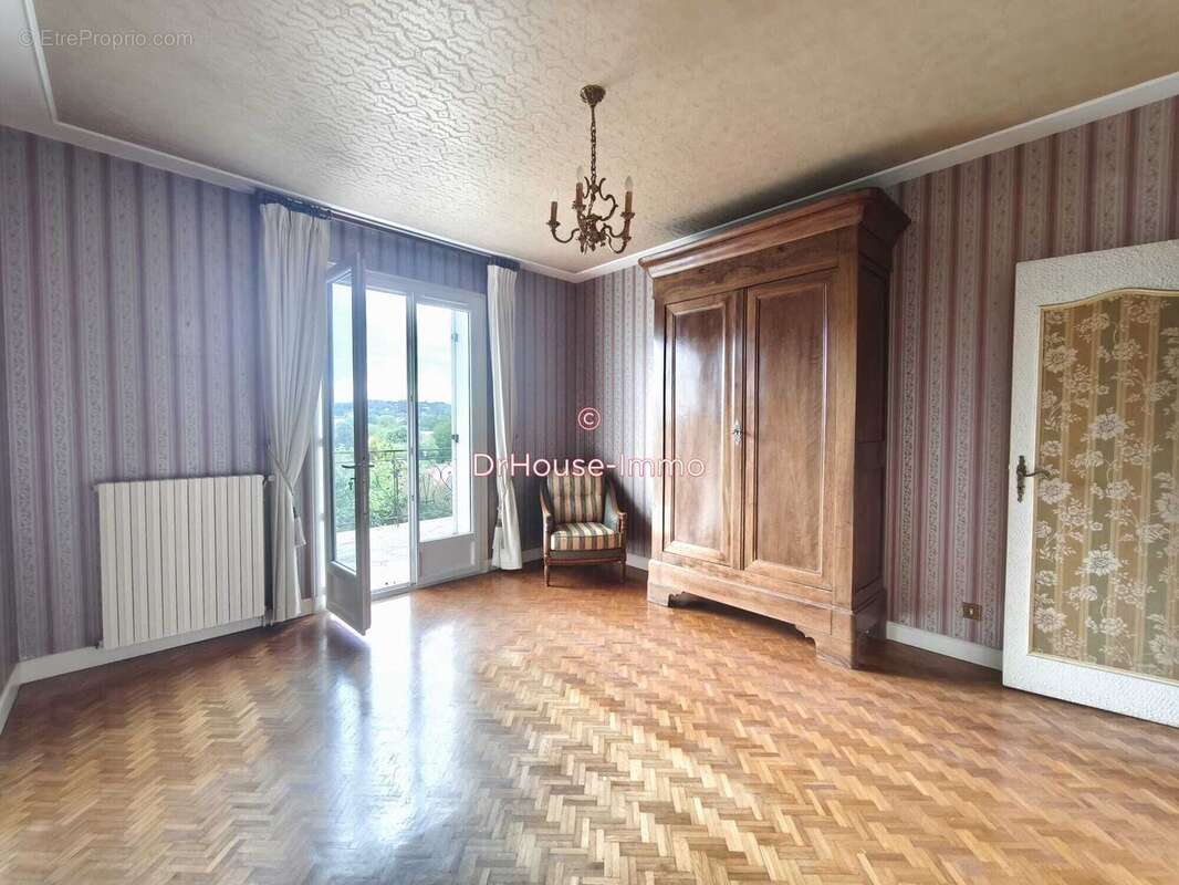 Maison 245 m² à Perigueux  - photo 12