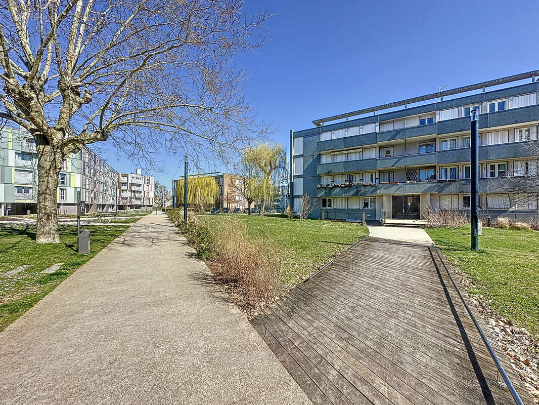 Appartement à QUETIGNY