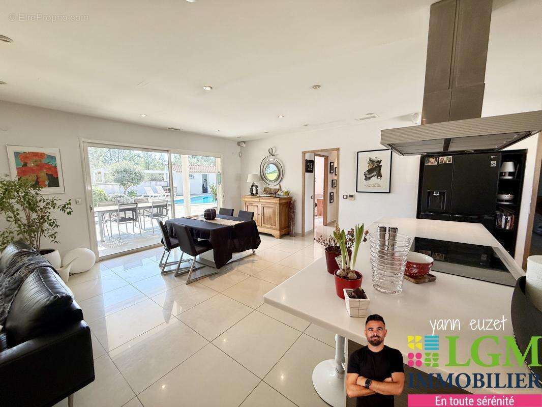 Maison à VILLETELLE