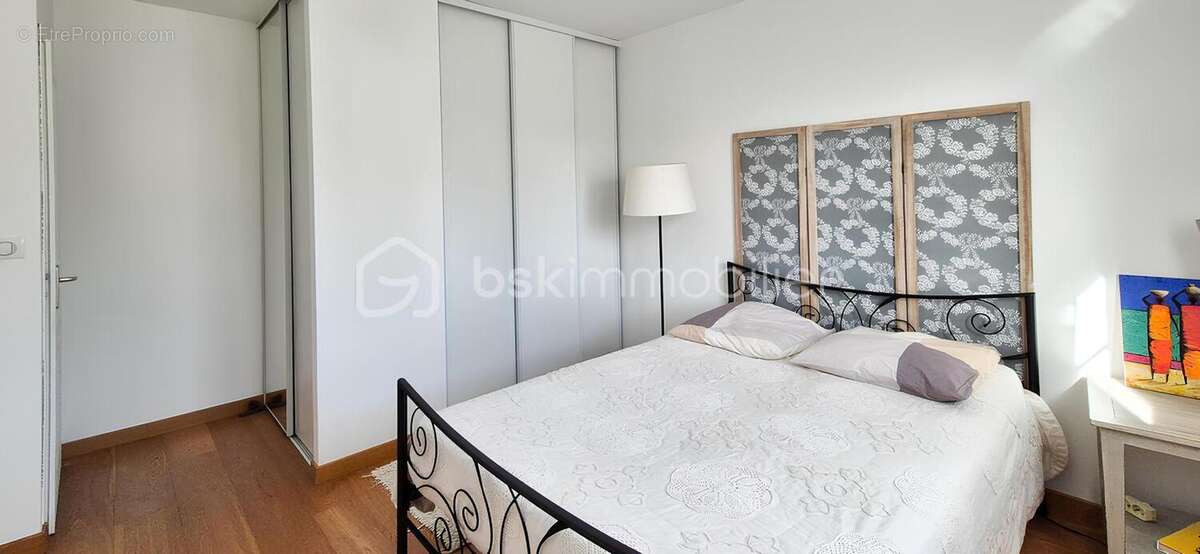 Commerce à BALLAINVILLIERS