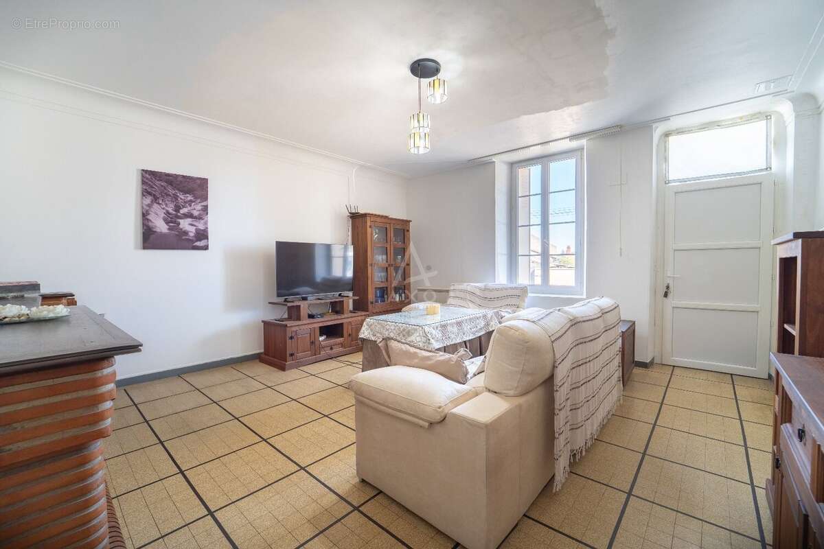 Maison à ROQUEFORT