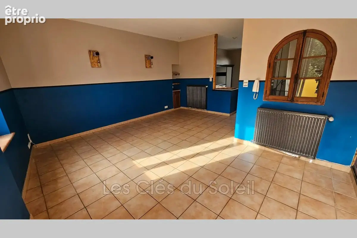 Appartement 4 pièces 95 m² à vendre à Brignoles (83170) - photo 2