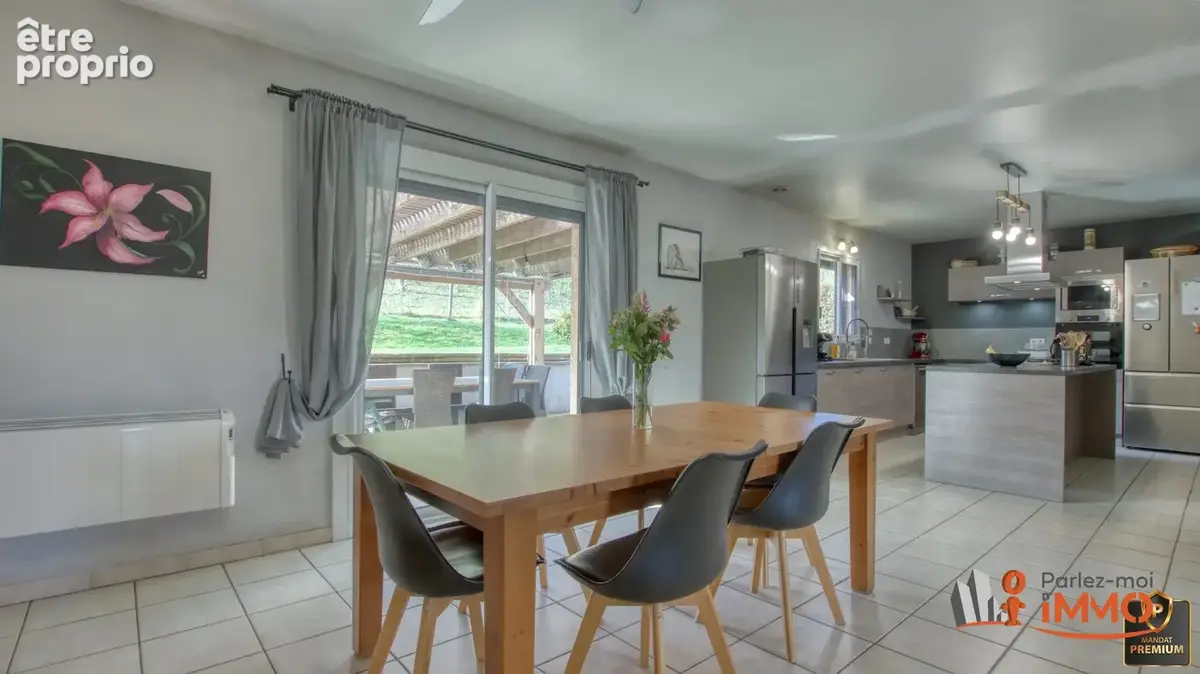 Maison 6 pièces 131 m² à vendre à Corbelin (38630) - photo 3