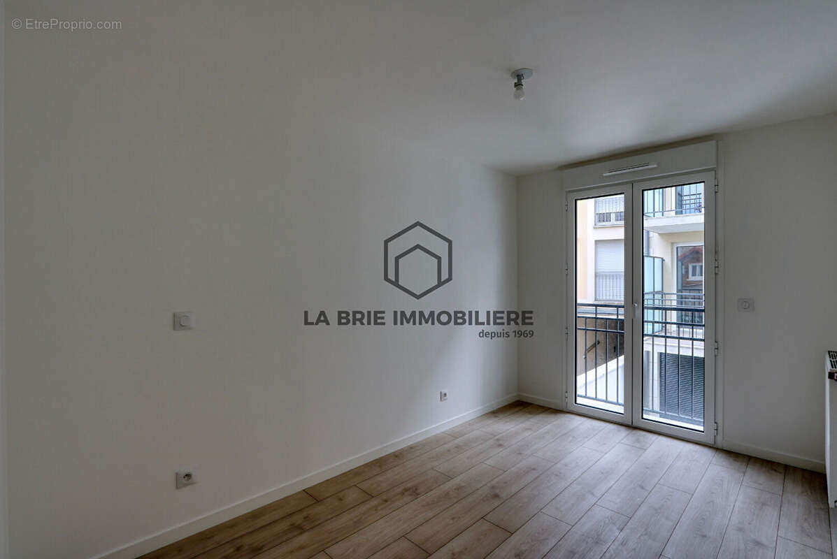 Appartement à VILLIERS-SUR-MARNE