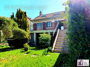 Maison à L&#039;HAY-LES-ROSES