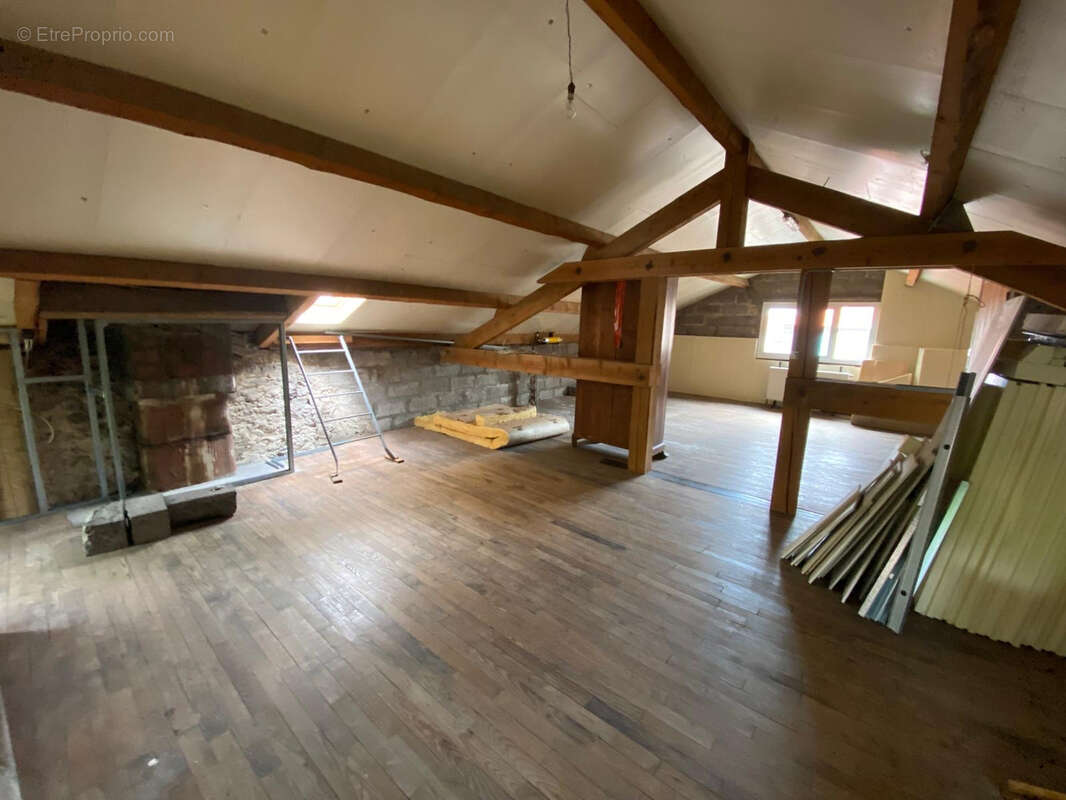 Maison à CLERMONT-FERRAND