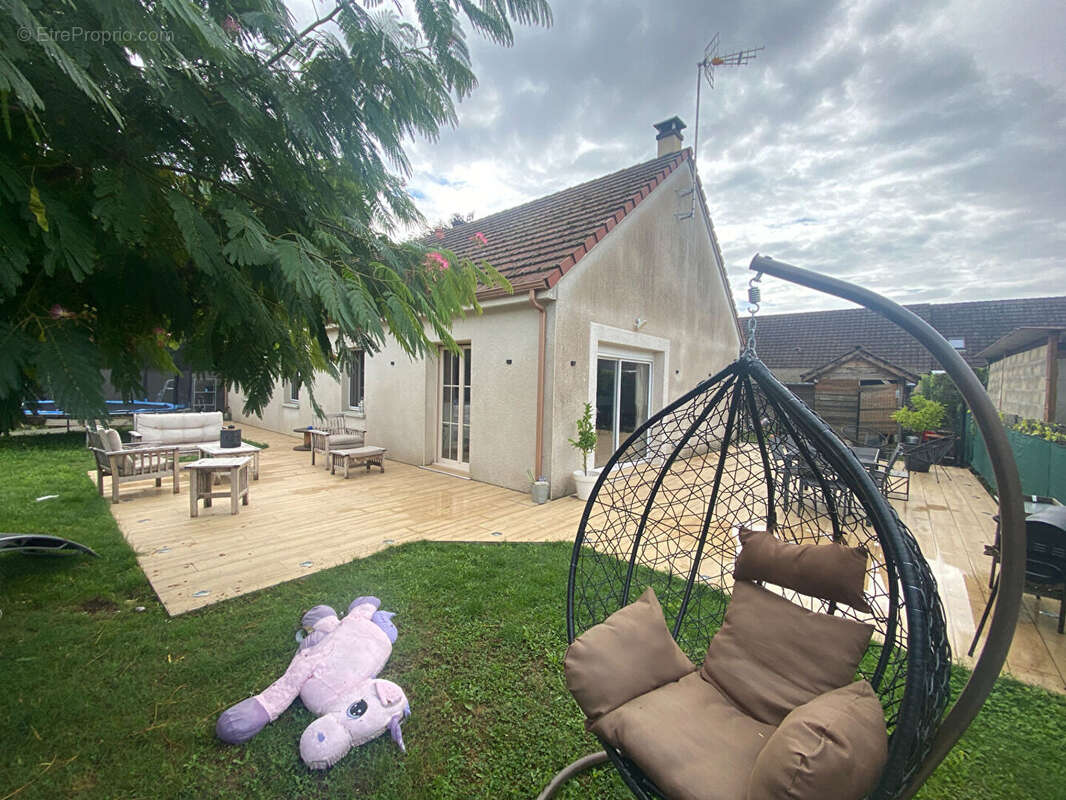 Maison à ROUVRES-EN-PLAINE