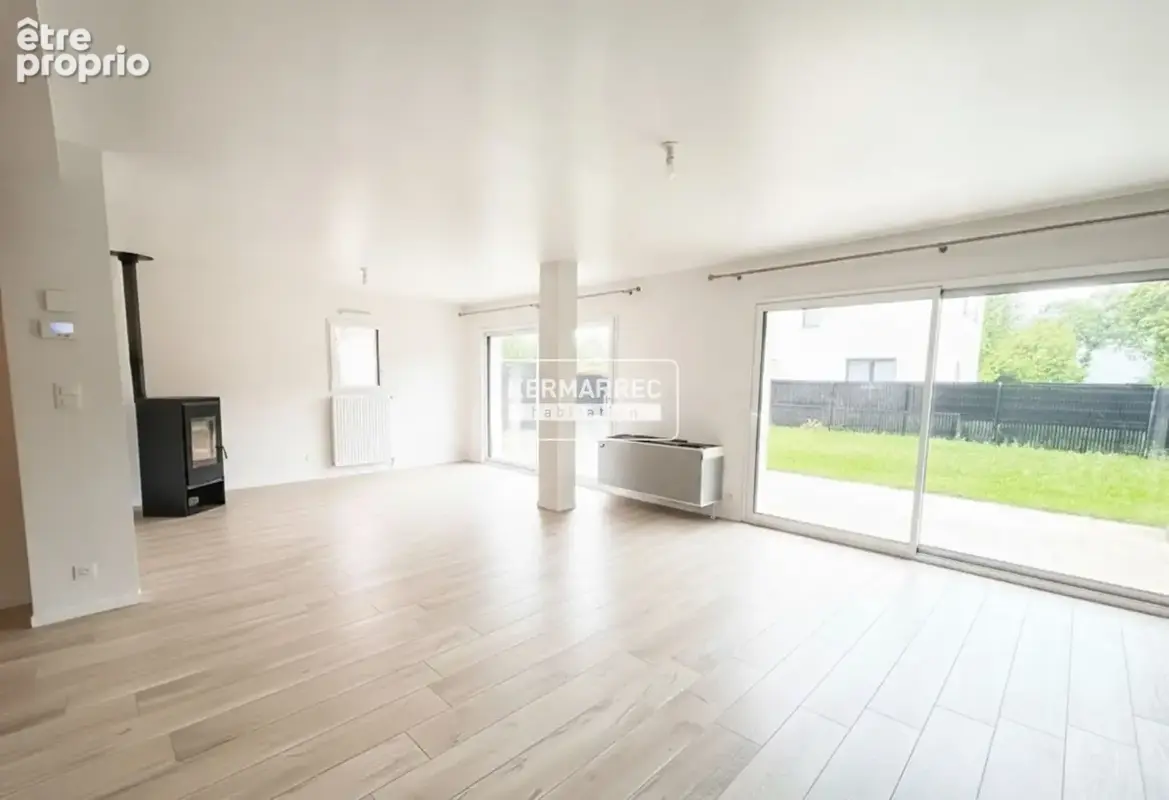 Photo Maison à Saint-Aubin-D'aubigne au prix de 331 990€