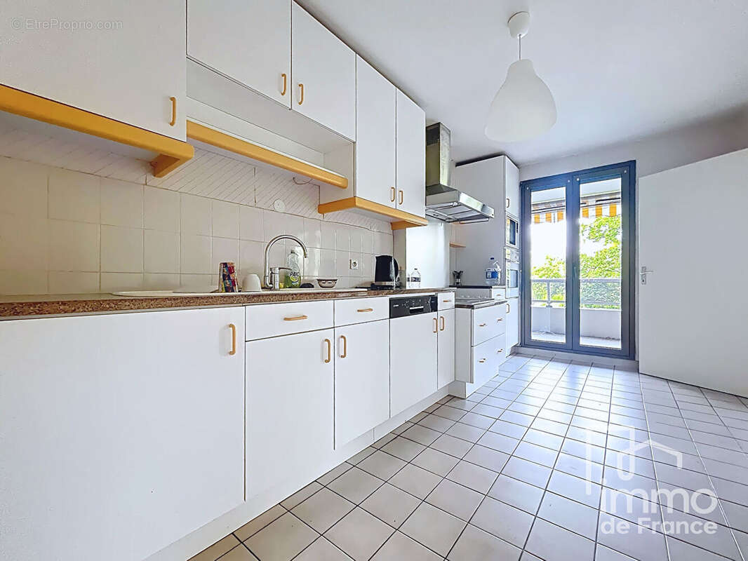 Appartement à FERNEY-VOLTAIRE